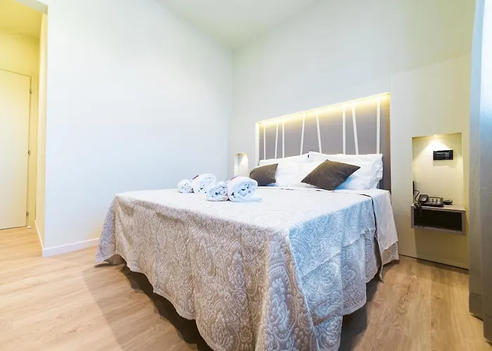 Calaluna Hotel 3*