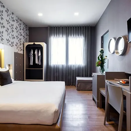 Calaluna Hotel 3*