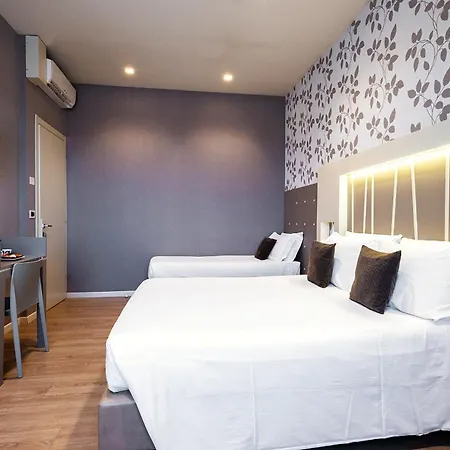 Calaluna Hotel 3*